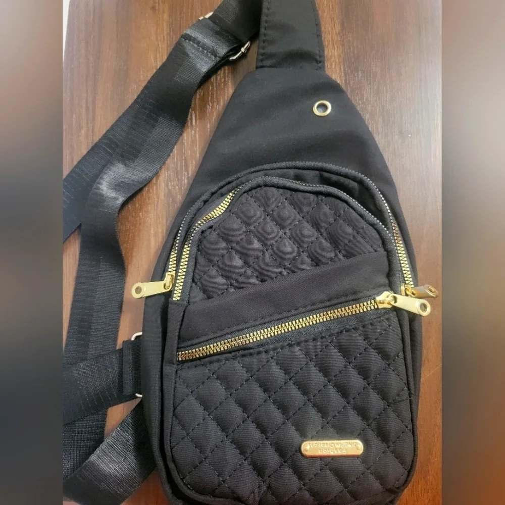 NWOT- Black quilted fanny pack shoulder bag